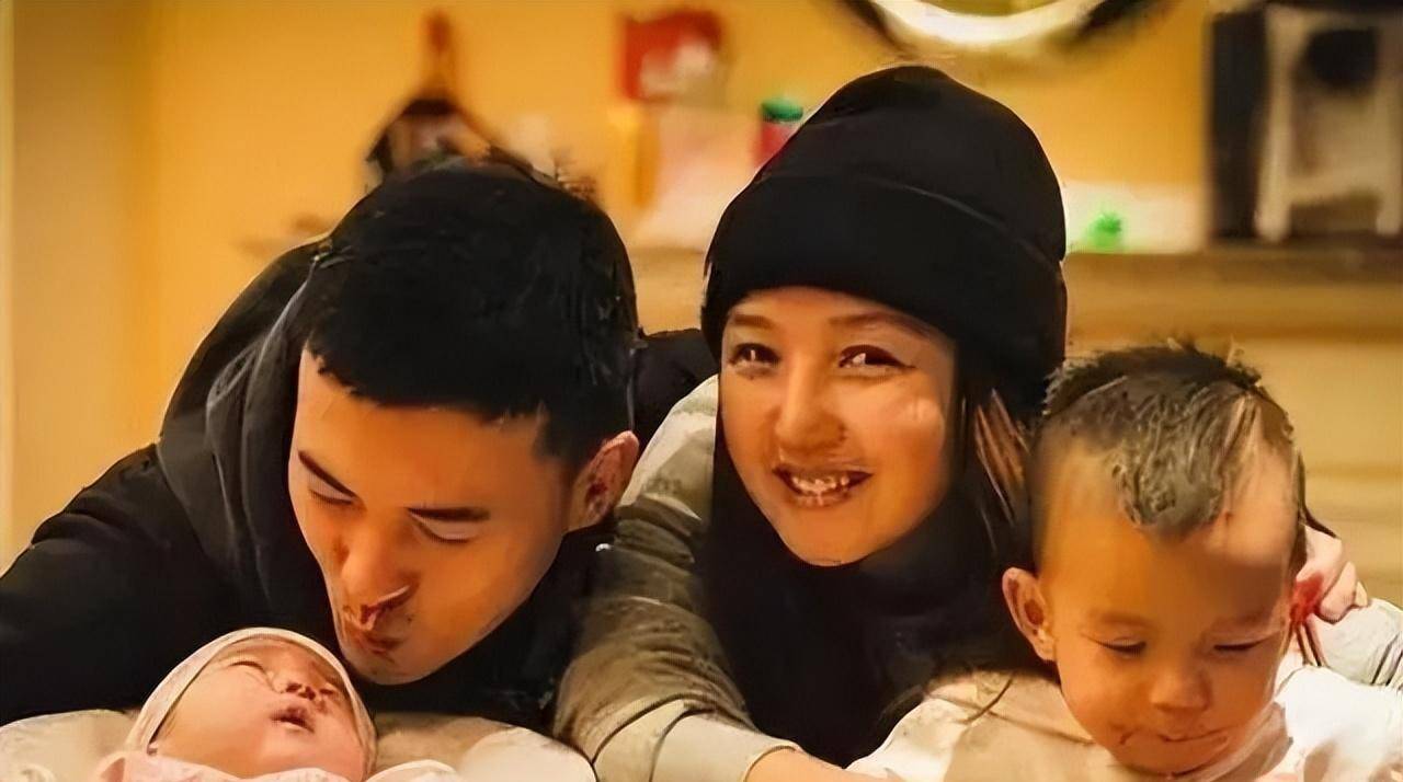 14年后再看何洁释小龙,一个身价过亿,一个证实郭德纲说得没错_女孩子