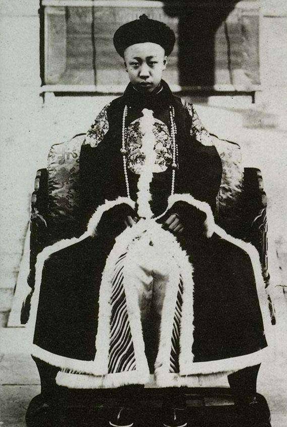 原创溥仪被赶出紫禁城冯玉祥做了什么为何张作霖知道后大发脾气