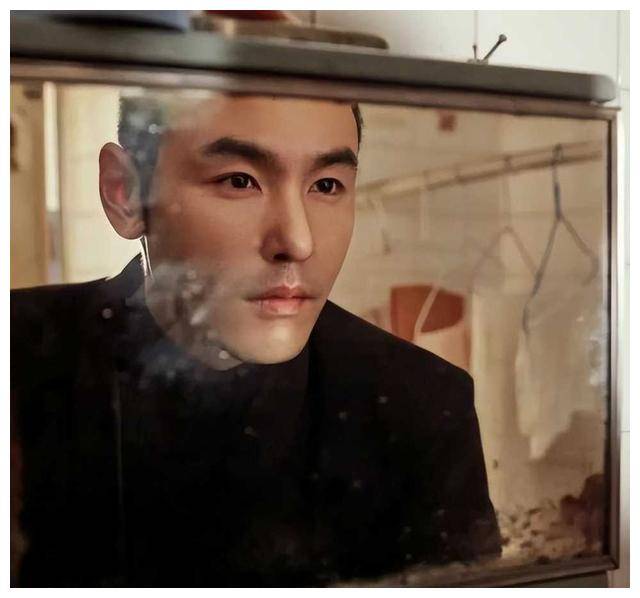 “九亿少女梦碎”的林更新，让我看到内娱男星陨落的三个隐形规则-林更新明星