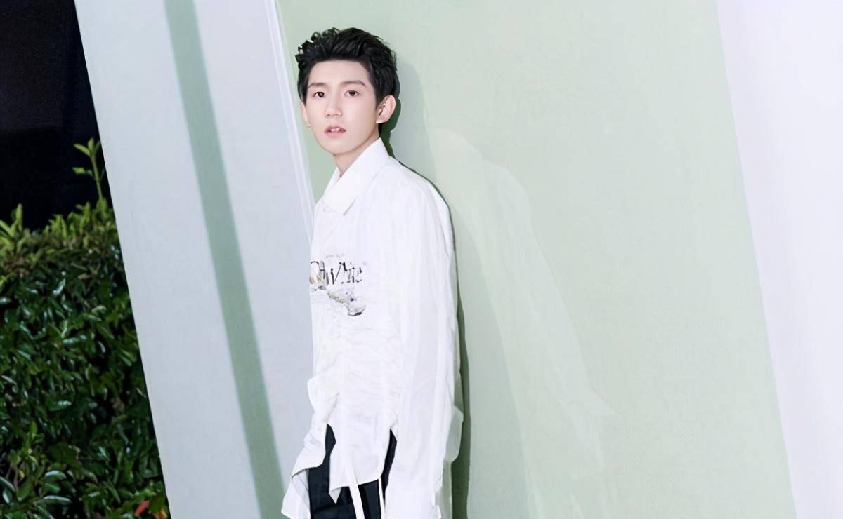 原创被唱歌耽误的金句少年王源抢答没出生随后的回答更让全场沸腾