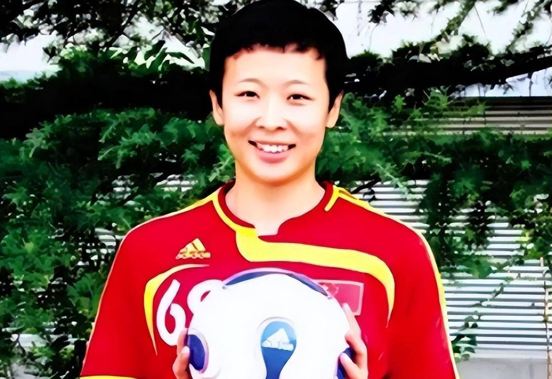 排球运动员冯坤图片