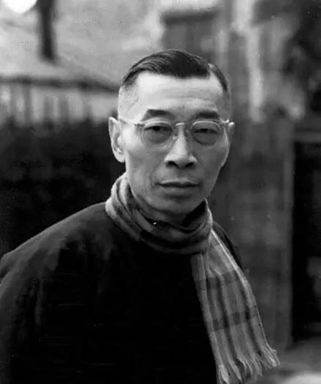 原创保姆买菜回来发现傅雷夫妇早已告别人世地上还铺了一床棉被