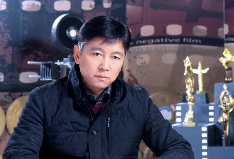 北电院长为娶杨紫闺蜜分手妻子,电影让女方做主角,影后做配角_张辉