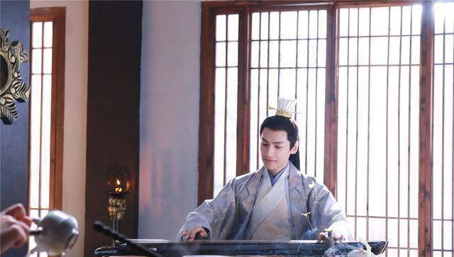 原创月上重火来袭苦情男二变花花公子男一罗云熙还会被虐