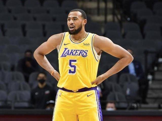 恭喜湖人捡到宝,浓眉:他有颗大心脏_塔克_助攻_戴维斯