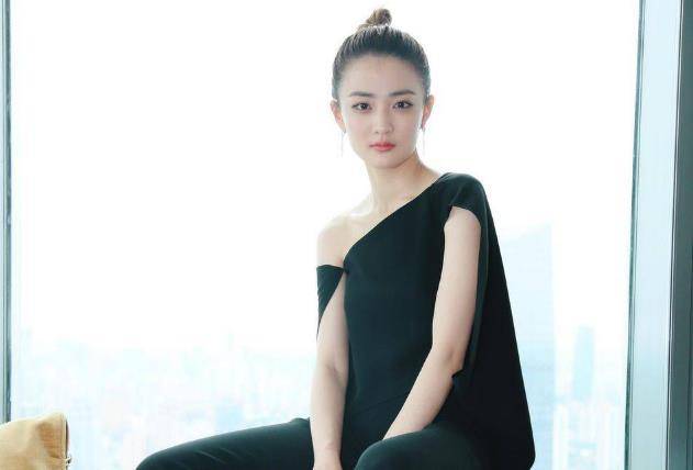 原创徐璐在录制节目时生理期遇上潜水摄影师将这样的尴尬缓解了