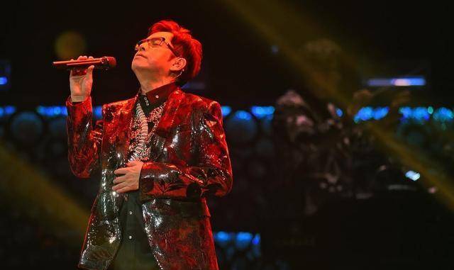 原创谭咏麟一夫二妻幸福生活和正室相约丁克和红颜知己生子