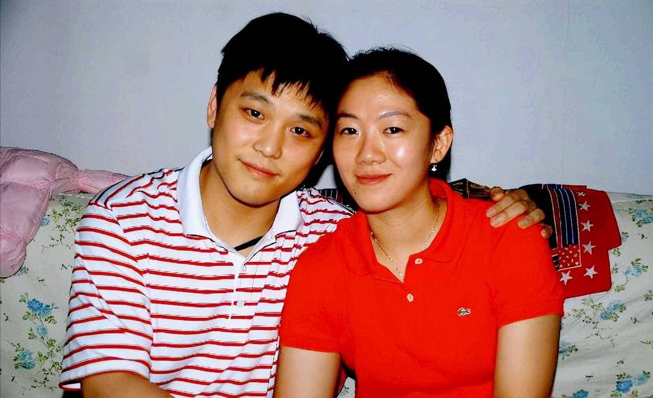 乒坛名将牛剑锋嫁与男陪练,幸福美满?