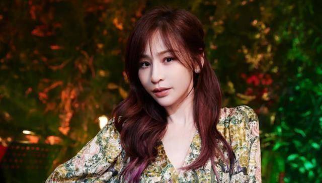 不愧是霸总爱的女人,现象级翻红背后不简单_姚元浩_网友_男孩