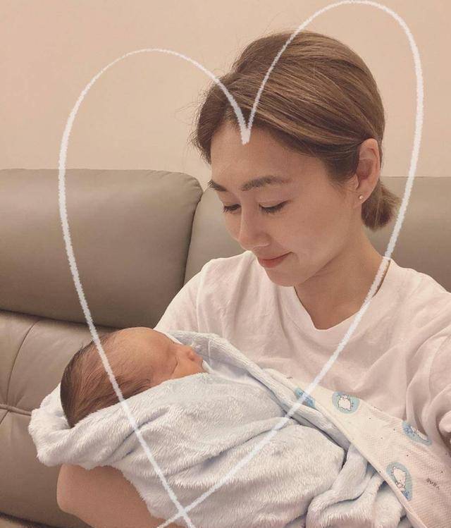 原创原创38岁tvb视后荣升大姑妈兼职做陪月曾自认因性格不合与马国明