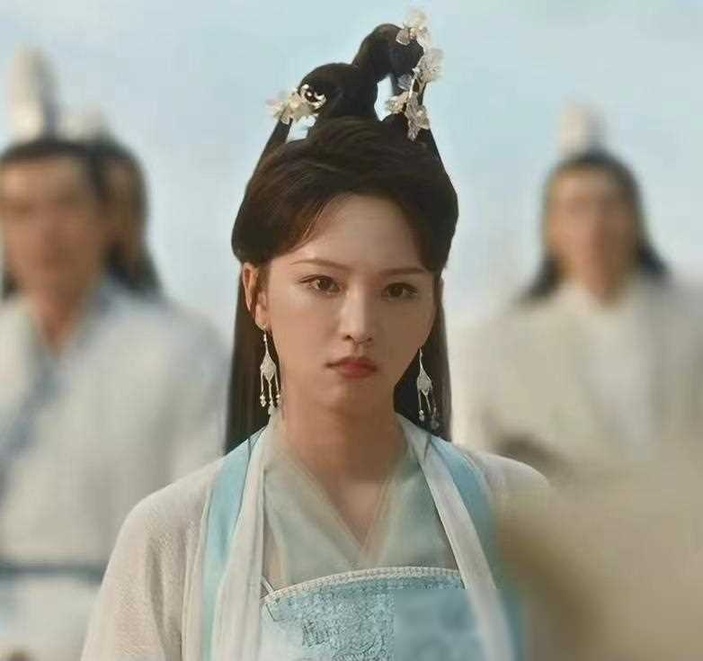 这一角色让黄灿灿获得更多认可,成为备受瞩目的演员之一.