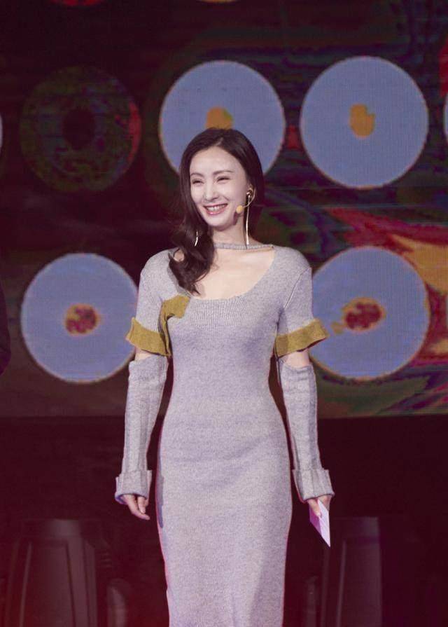 原创原创46岁的陶虹容颜不老美了半辈子仍是绝代佳人羡慕徐峥太幸福