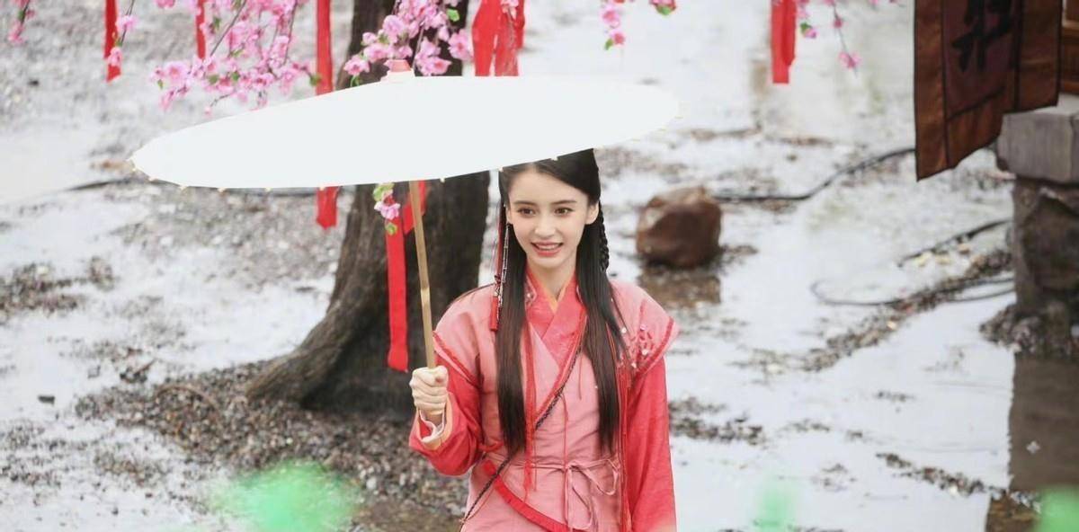 原创原创33岁angelababy绝美cos仙剑林月如红衣又美又飒网友爷青回