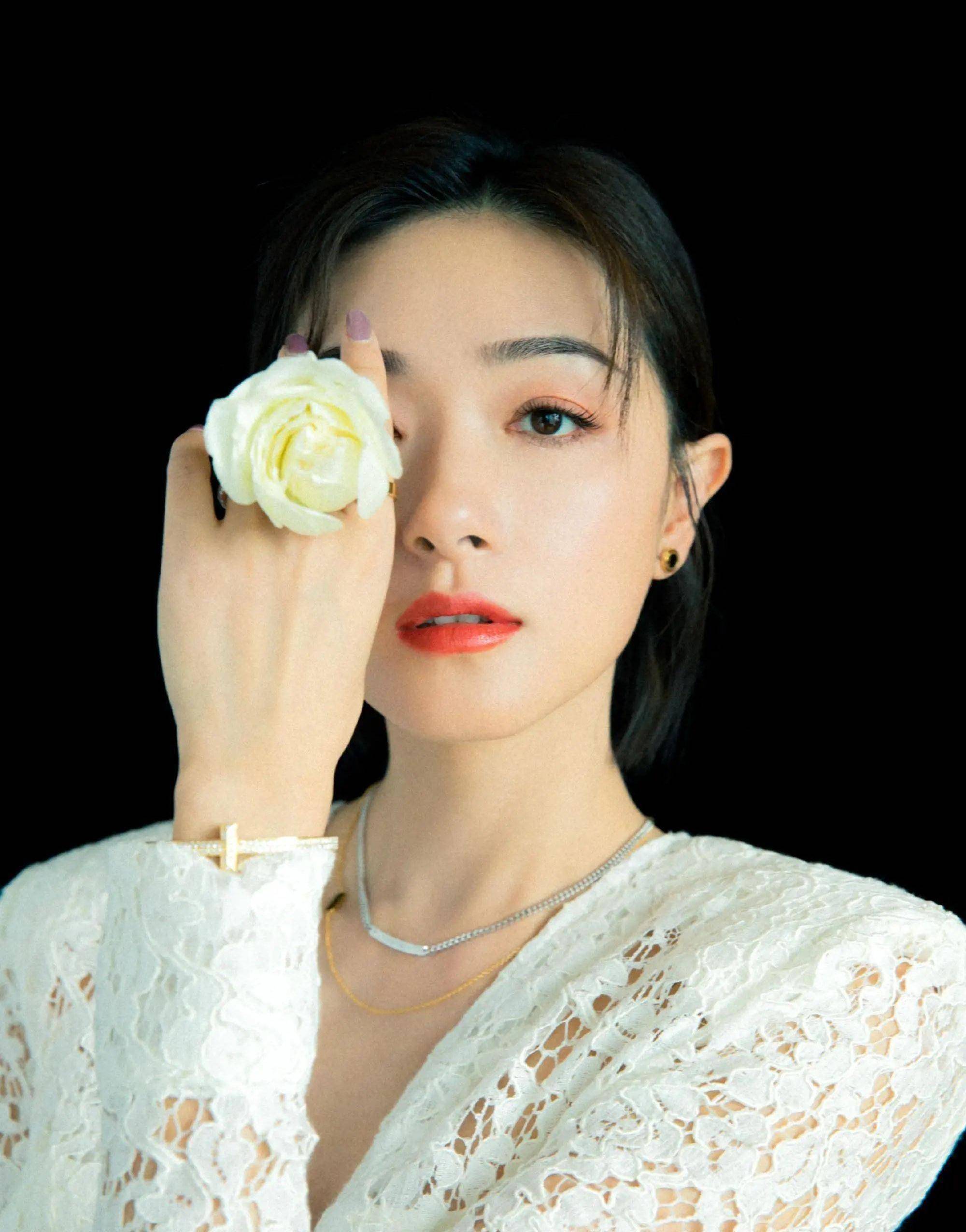 原创2020"戏精本精",非万茜莫属!_热度_作品_因为