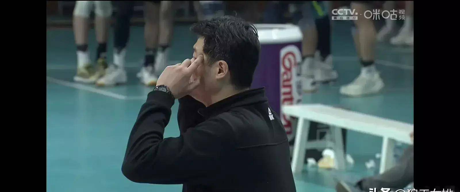 北京五局大战险胜进决赛宝哥懊悔落泪网友宝不哭输了现在赢得未来