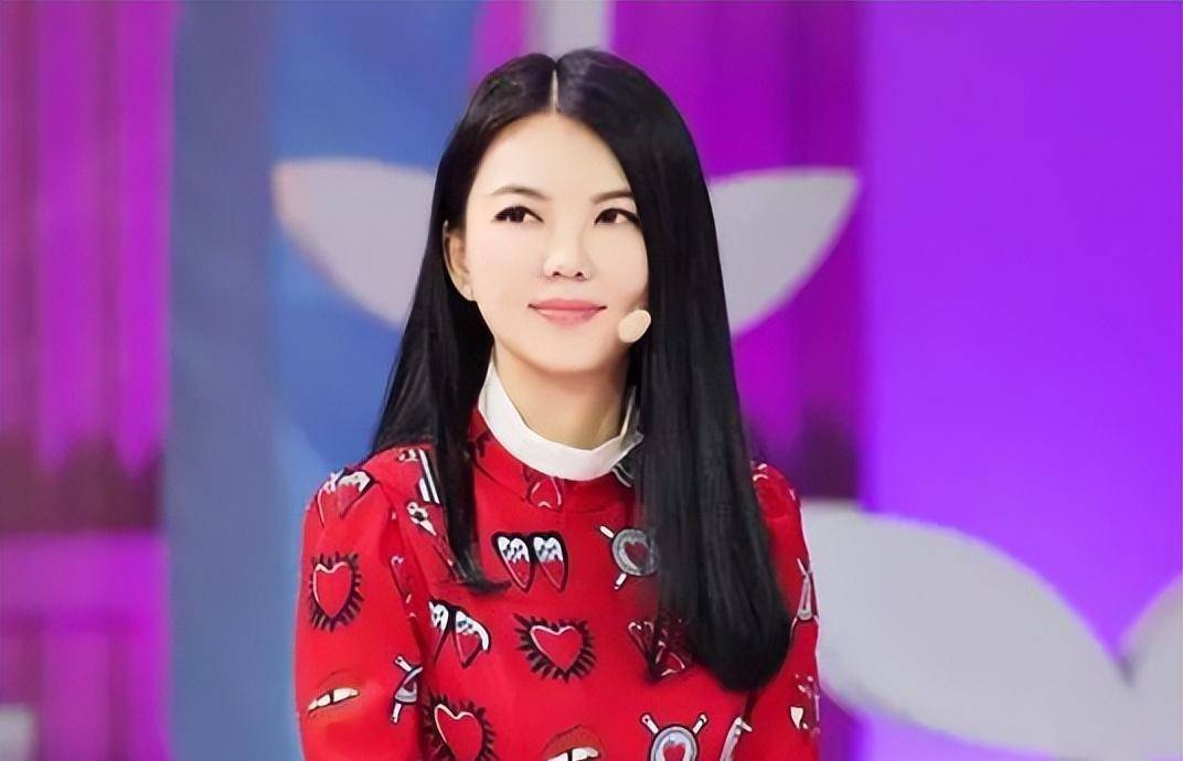 原创富婆李湘情断大学初恋两段婚姻皆成空如今的她怎么样了