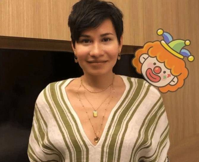 原创卢靖姗晒照却遭群嘲修图把自己修老30岁跟韩庚在一起像妈妈