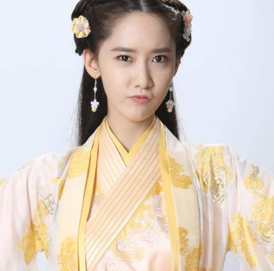 林允儿_因为_女明星