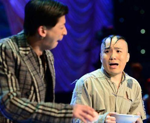 原创34岁"三毛"变帅哥,8岁成名,14岁秃顶,植发挨300多针_孟智超