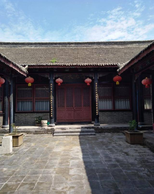 刘青霞故居位于开封市北土街刘家胡同,刘家宅院建于清光绪六年(1880年
