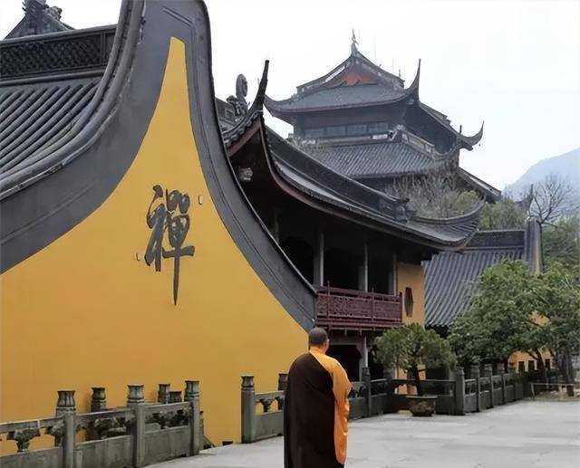 灵隐寺有一幅14个字的对联历经1700年风雨道尽天下大智慧