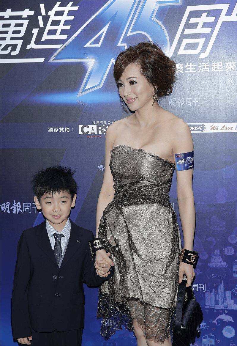 原创57岁香港女星上演色诱戏获赞能干曾嫁豪门被控破产仍要借钱整