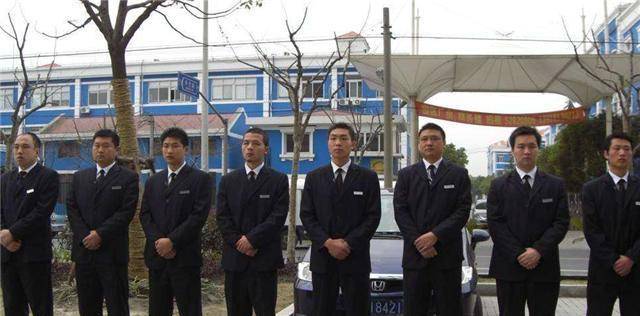 原创第一国际保镖释永信是他师叔曾保护雇主从利比亚撤离