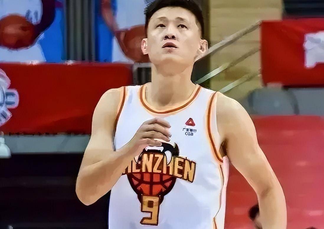 原创周鹏离开广东很伤心曾经想过退役朱芳雨没人情说话太气人