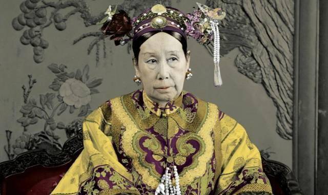 为何义和团圣女被做成标本展出_慈禧_黄莲圣母_清朝