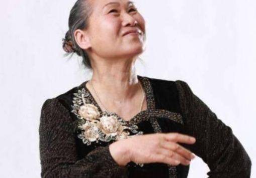 原创62岁出道72岁新剧演太表姑奶奶被骂惨她却笑称很开心