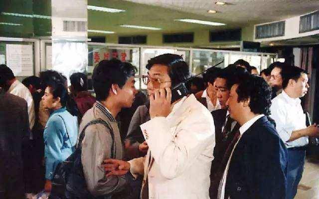 原创中国第一个办手机号的人当年号码随便挑他当时选了什么号