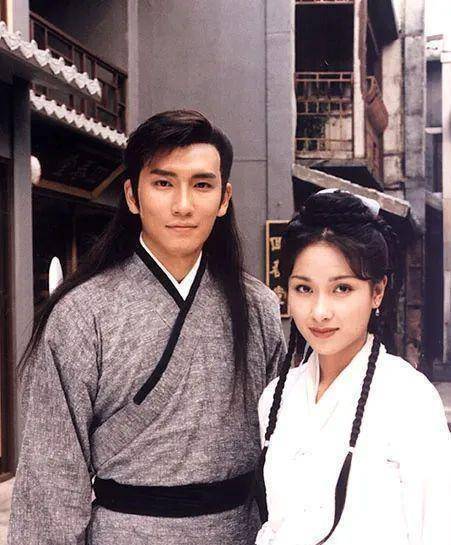 《雪花神剑》:以前觉得精彩,现在回想很狗血