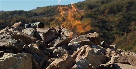 原创世界上最奇葩的火山高度只有12米本地人常用来烤肉