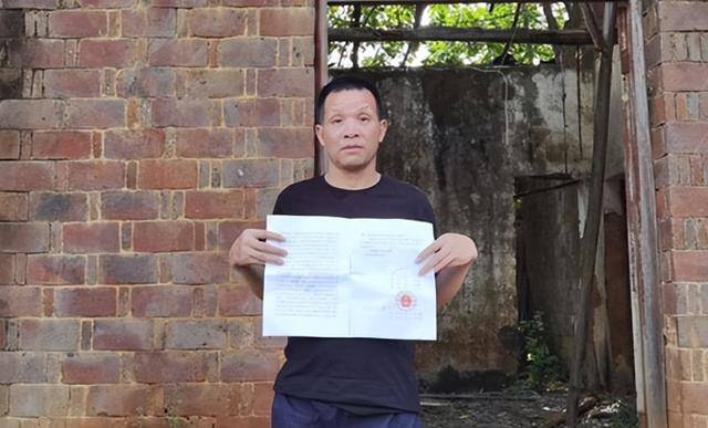 通过不断交涉,律师团终于得到许可,开启了张玉环案件的卷宗资料.