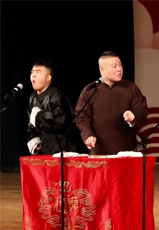 谢金儿子成人生赢家和岳云鹏徒弟同框笑容满面尚筱菊笑不出来