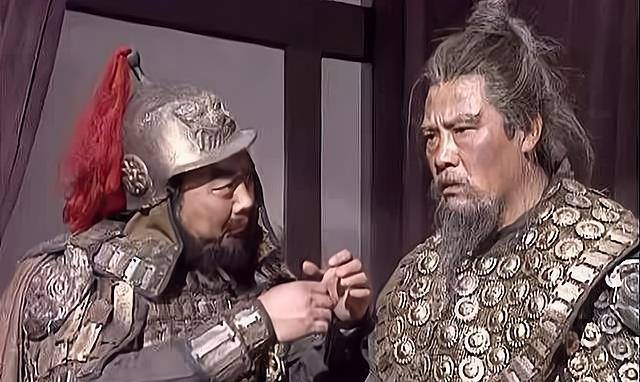 严颜面对生死并没有向张飞跪地求饶反而是义无反顾地只身赴死