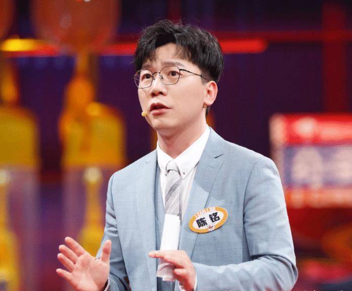 原创新档职场竞技真人秀奇葩说选手来袭但陈卓璇欢呼声最高