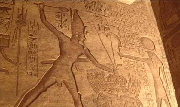 原创埃及出土一件5100年前的文物西方考古学家记载了蚩尤之战