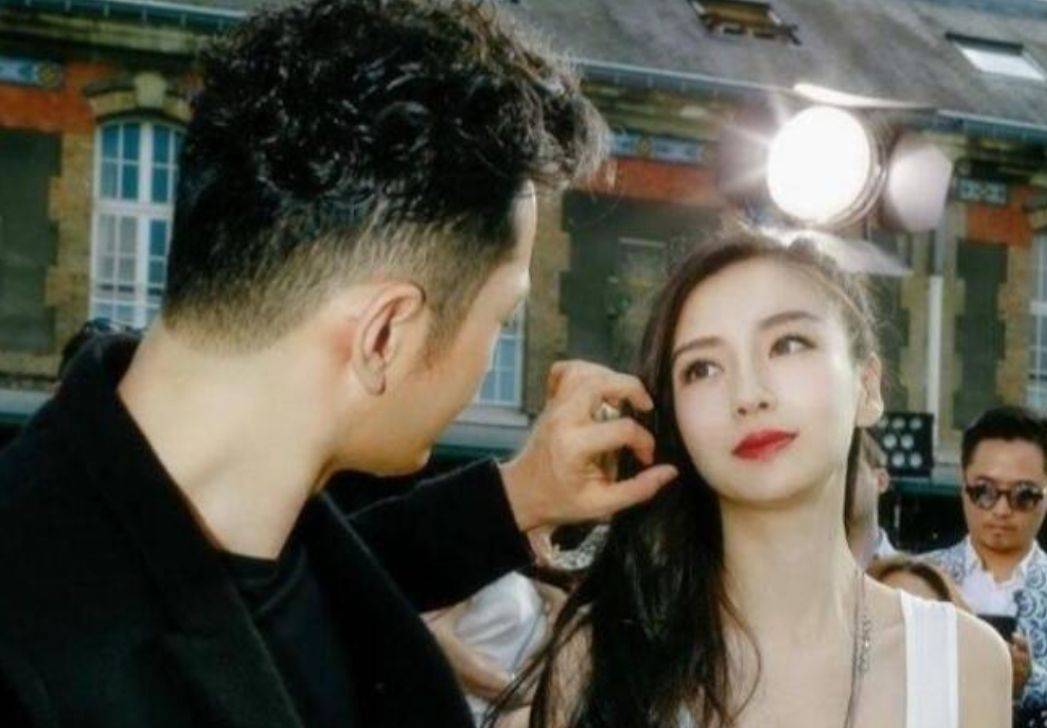 毛衣印叶珂名字缩写秀恩爱,送前妻的车都是二手_baby_女友_明星