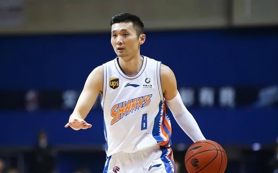 冲上cba积分榜第一位,球迷:辽宁队最大争冠对手_刘炜_上海男篮_赛季