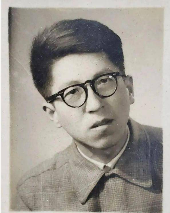 原创2021年93岁老人被邀请观看长津湖泣不成声我就是伍千里