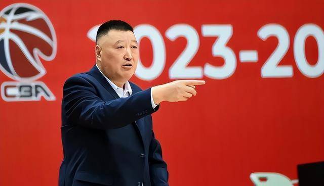 杨学增从弱旅救世主到冠军教头的传奇之路