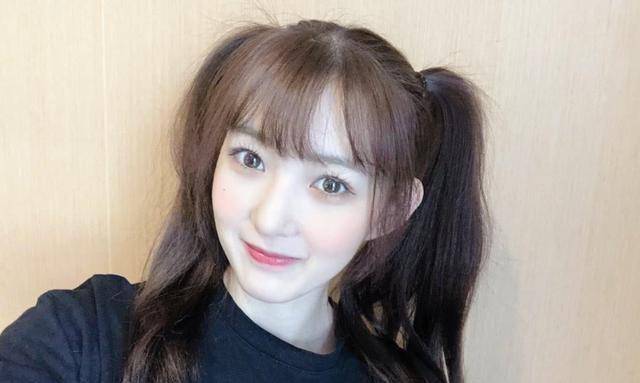 赵让与师妹曾淑岩被指恋爱,出入同一间门_对比_视频_单元楼