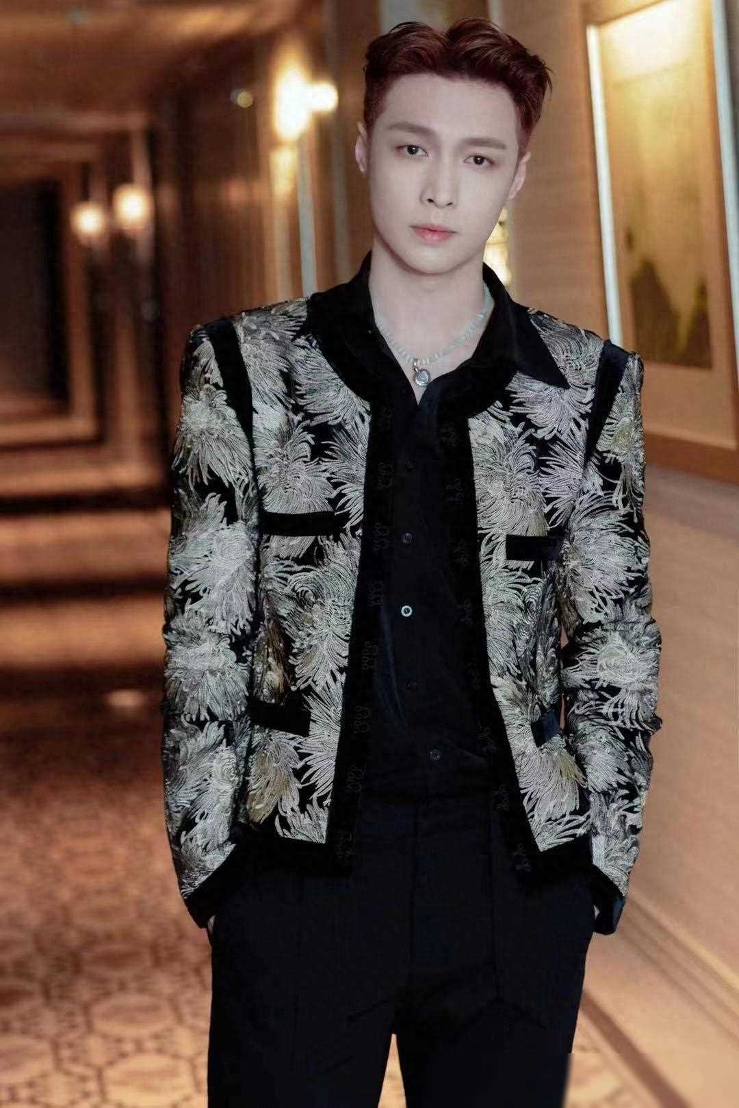 原创张艺兴带领内娱整顿运营女团魅力初舞台网友大呼专业