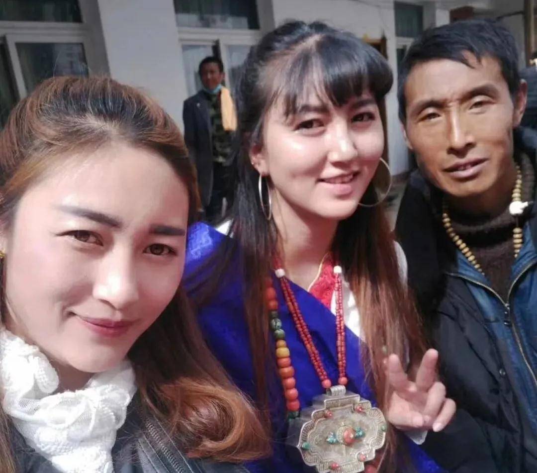 丈夫的打骂,她总是选择隐忍,只有"实在受不了了",才会找姐姐卓玛诉苦