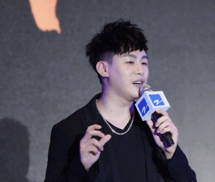 孟美岐_胡彦斌_声音