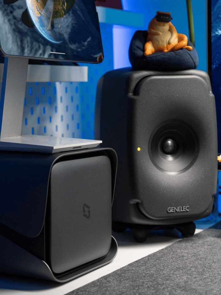 极空间z4pro携手ai实验室智能相册管理为出游护航