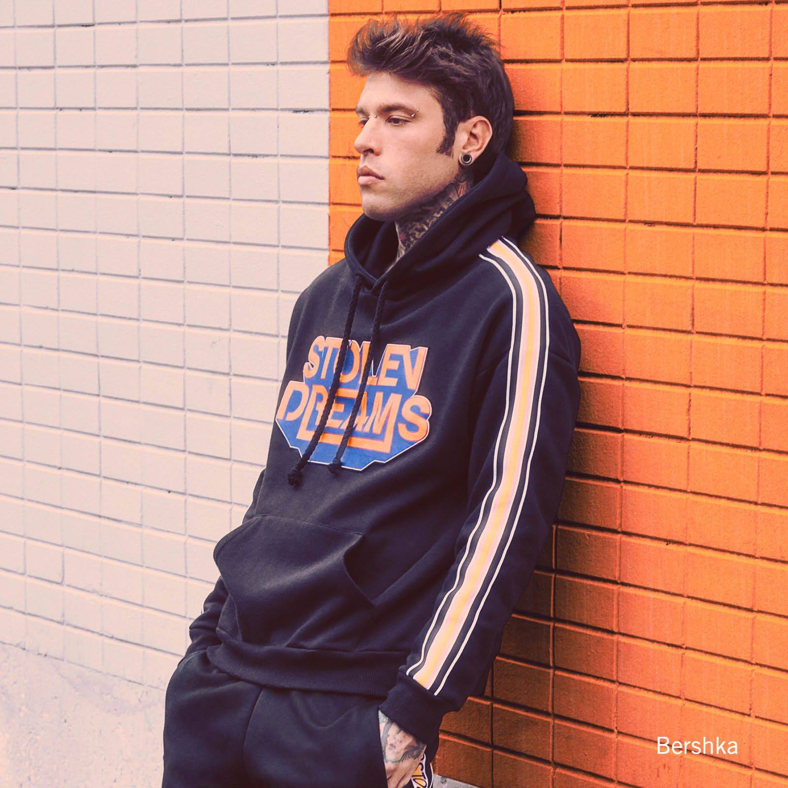 18年盛行的复古运动风成套运动服大流行你怎么看