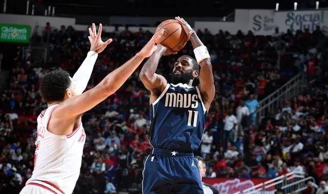 原创火箭队双塔崛起内外搭档互补挑战申京缺阵困境