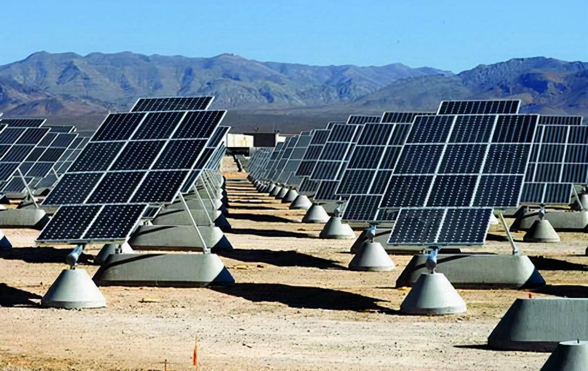 曾经遍布屋顶的太阳能热水器,为何如今跌落神坛,很少有人装了?